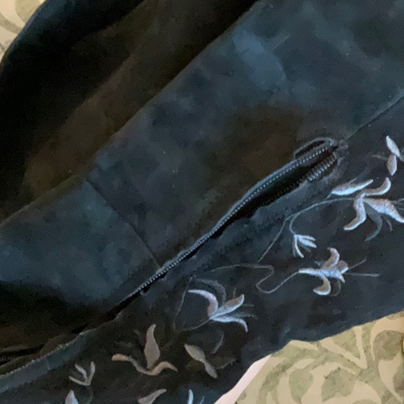 Kenneth Cole above the knee nwot embroidered boots - Picture 5 of 16